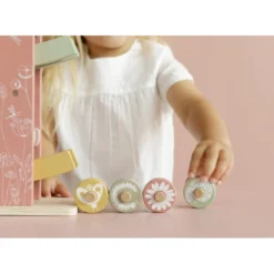 Little Dutch Wooden Car Ramp Rack - Wild Flowers -Kids Toy Shop 0012128 little dutch ramp racer wild flowers wild flowers 2 1000