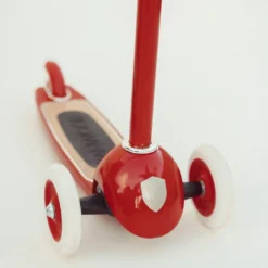 Banwood Scooter - Red -Kids Toy Shop DSC09930 2