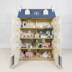 Le Toy Van Palace Doll House -Kids Toy Shop H152 palace house opening with furniture and dolls08.41.56