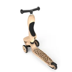 Scoot And Ride - Highway Kick 1 Lifestyle 2in1 Scooter Leopard -Kids Toy Shop HWK1L LEOPARD STAND SEAT BACKVIEWLEFT 210621 01.123.22