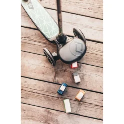 Scoot And Ride - Highway Kick 2 Scooter Green Lines -Kids Toy Shop HWK2L GREENLINES TOPVIEW CARS p