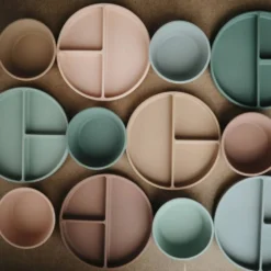 Mushie Silicone Suction Plate - Dried Thyme -Kids Toy Shop original kids silicone suction plate 8562d6e6 6ff7 4d04 8090 564bbcf3049a