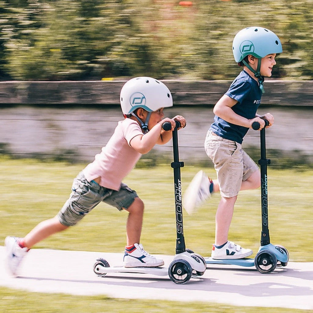 Scoot And Ride Safety Helmet With LED Steel 4 Scoot And Ride Safety Helmet With LED Steel - Image 4