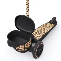 Scoot And Ride - Highway Kick 2 Scooter Leopard -Kids Toy Shop scoot and ride leopard highway kick 2 lifestyle 3 p
